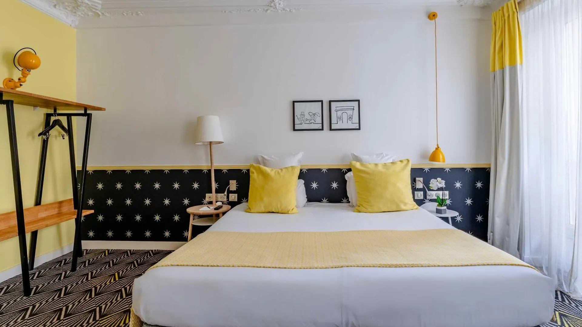 Augustin - Astotel 3*