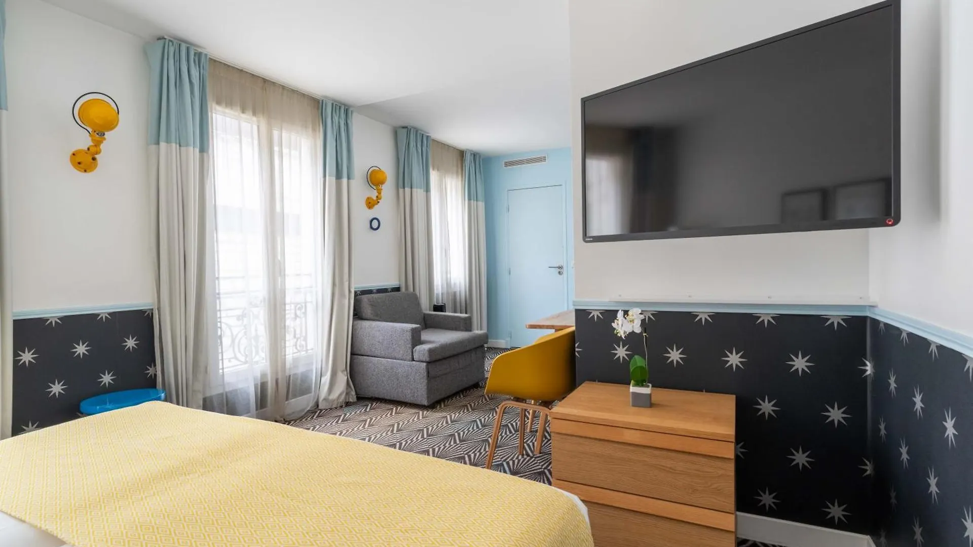 Augustin - Astotel Hotel