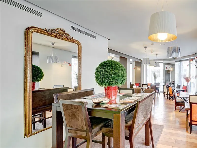 Augustin - Astotel Hotel